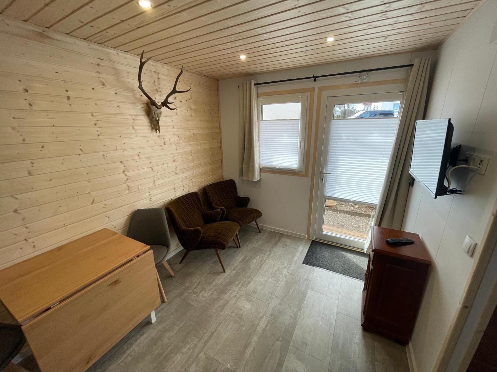 Tinyhaus #4 Huelben - Ortsrand - Kostenlose Parkplaetze Hulben Esterno foto