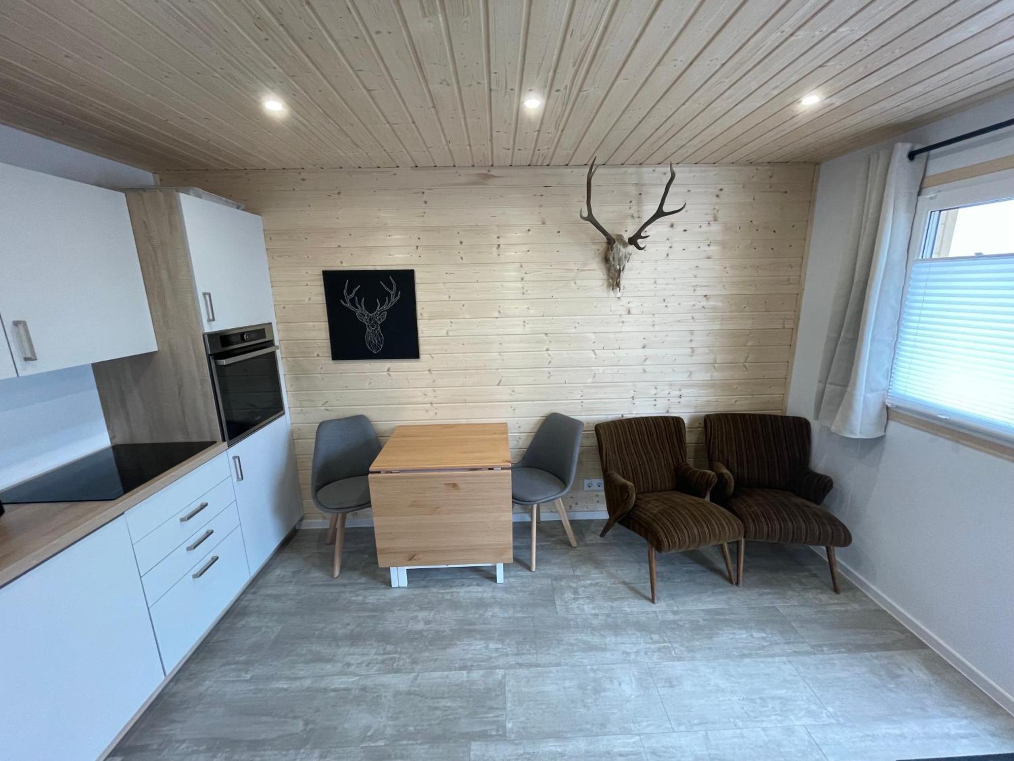 Tinyhaus #4 Huelben - Ortsrand - Kostenlose Parkplaetze Hulben Esterno foto