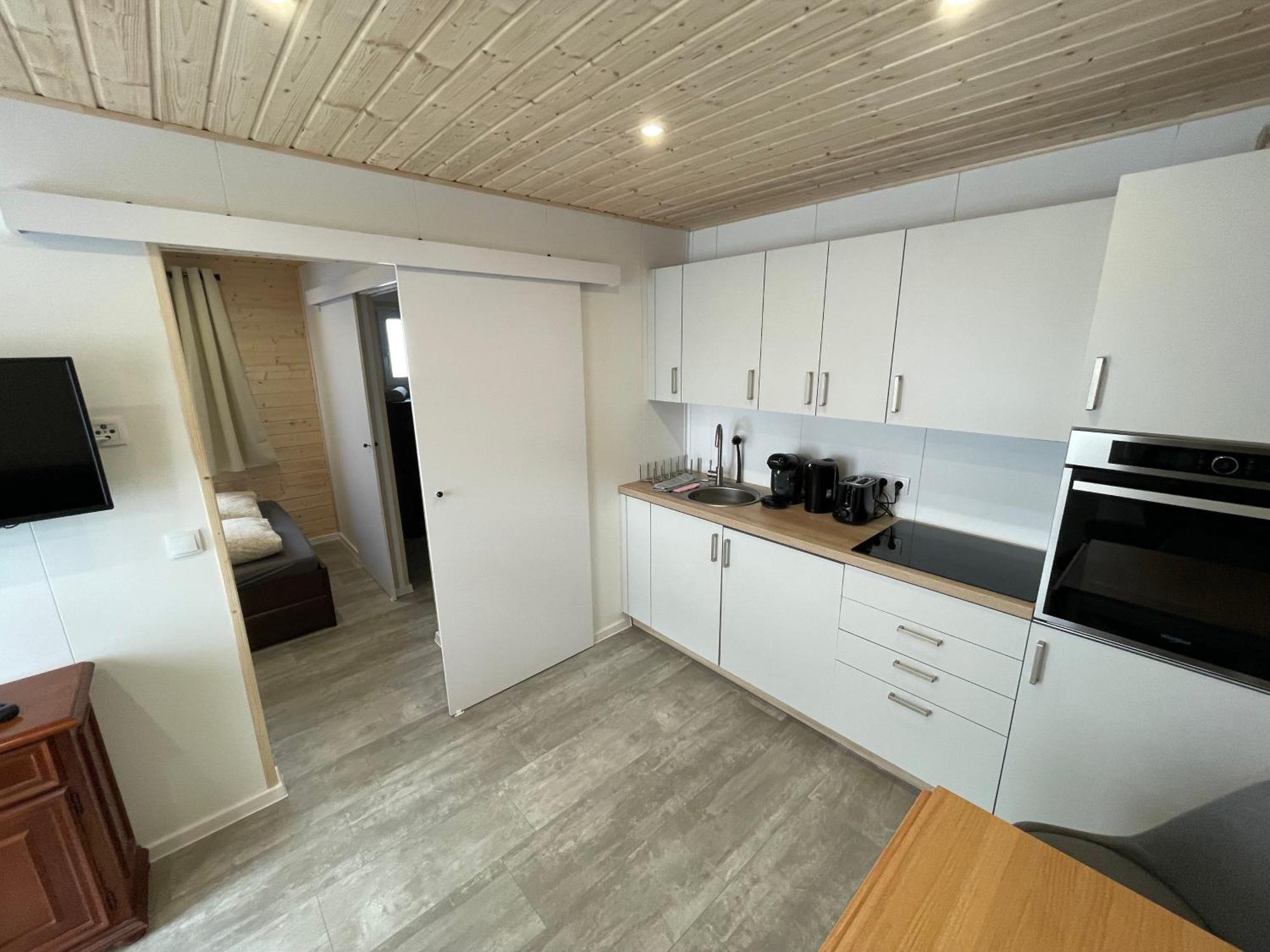 Tinyhaus #4 Huelben - Ortsrand - Kostenlose Parkplaetze Hulben Esterno foto
