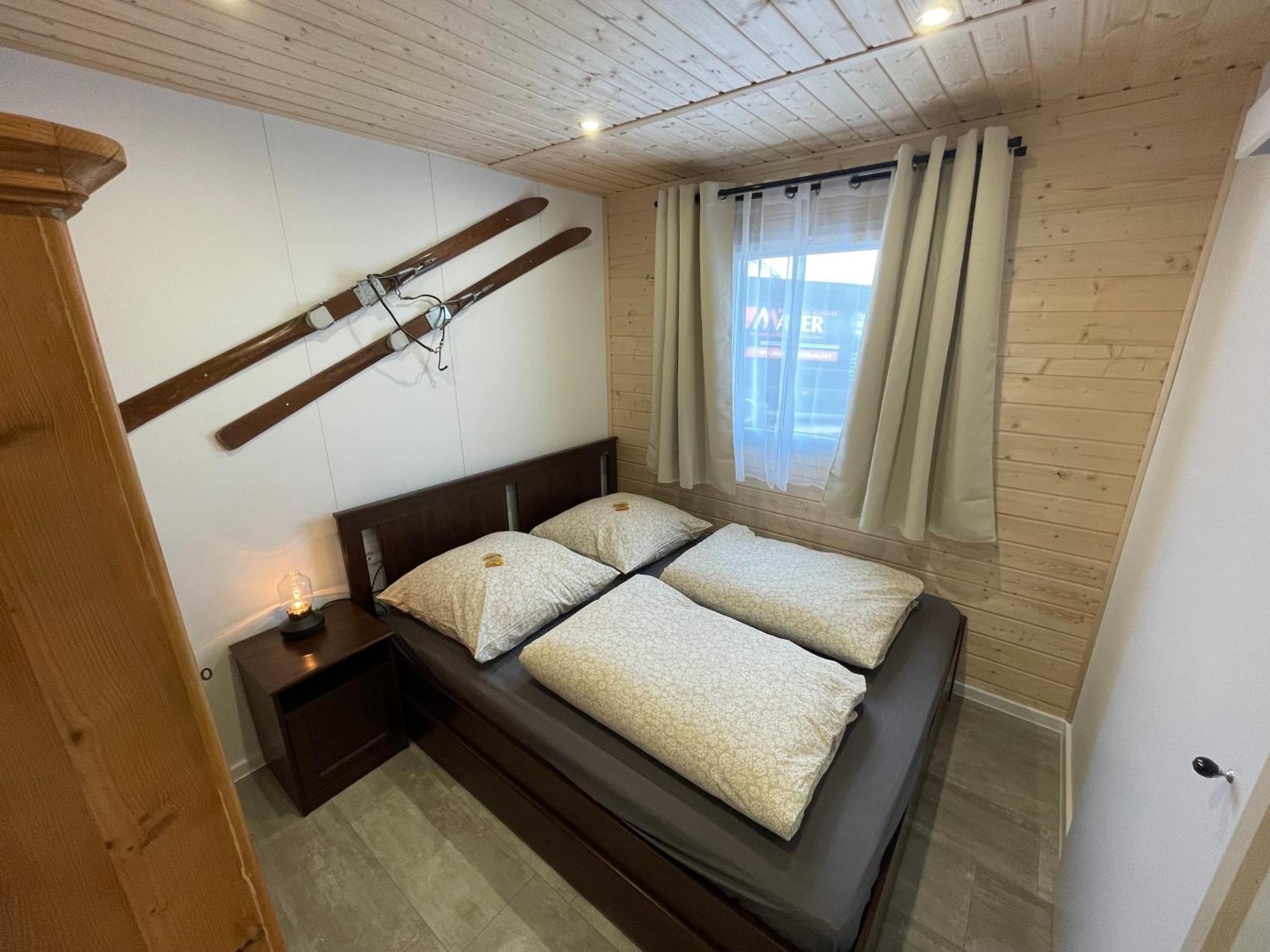 Tinyhaus #4 Huelben - Ortsrand - Kostenlose Parkplaetze Hulben Esterno foto